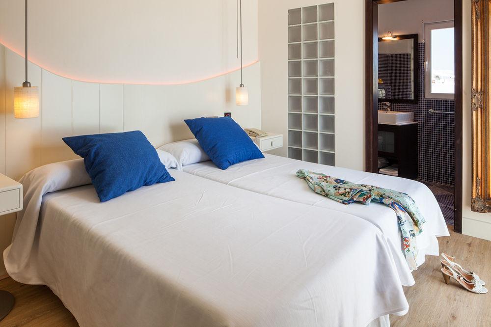Mikasa Ibiza Boutique Hotel Adults Only Exterior photo